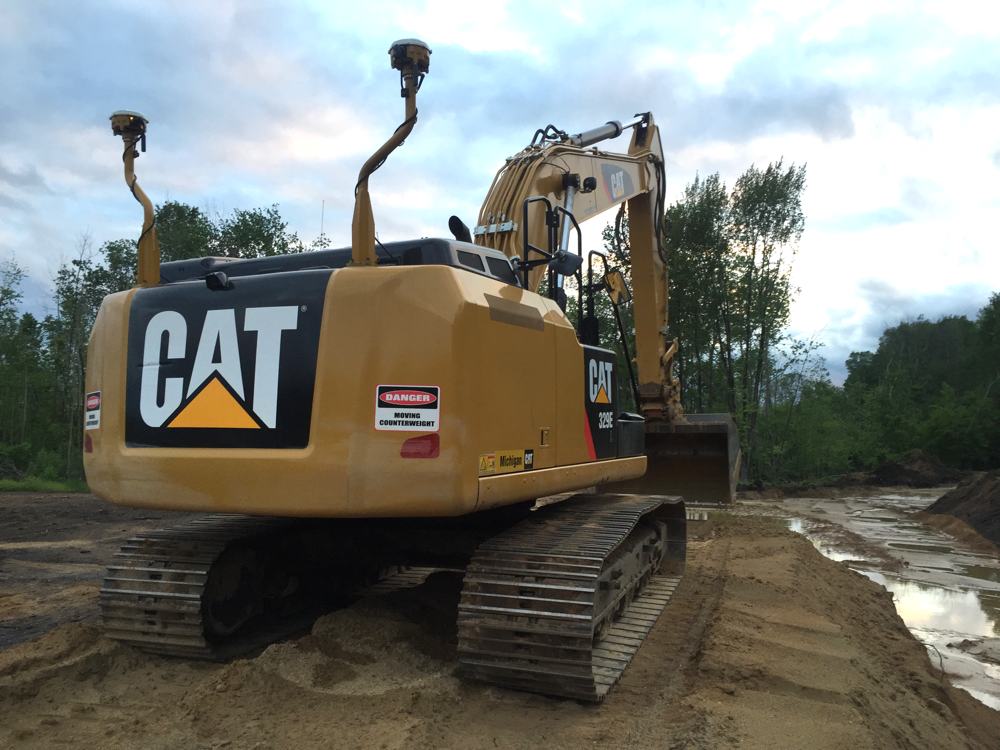 CAT digger